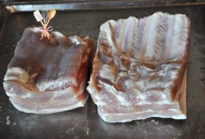piept de porc tinut in saramura pentru kaizer de casa