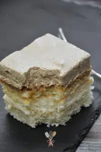 prajitura cu crema de vanilie si spuma de ness