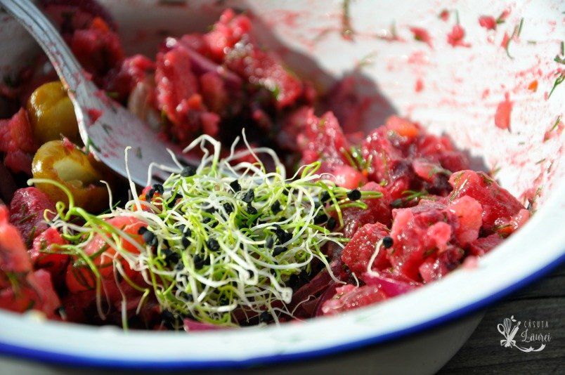 salata uccraineana cu germeni de ceapa