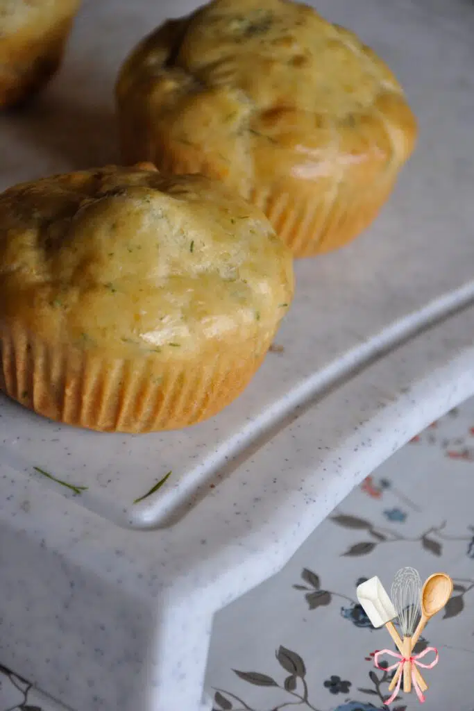 Briose cu cascaval, simpla si versatila VIDEO 1 briose cu cascaval