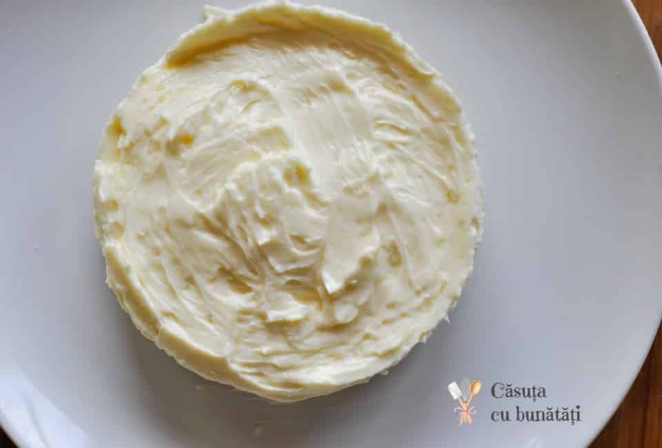 Cum facem unt de casa din smântâna grasa? Rețeta pas cu pas cu VIDEO