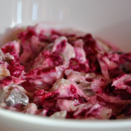 Salată de macrou afumat cu sfeclă – rețetă simplă și gustoasă 4 salata de peste afumat su sfecla rosie