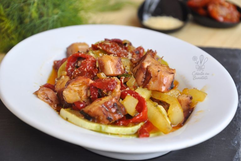 Calamari provensali cu roșii deshidratate
