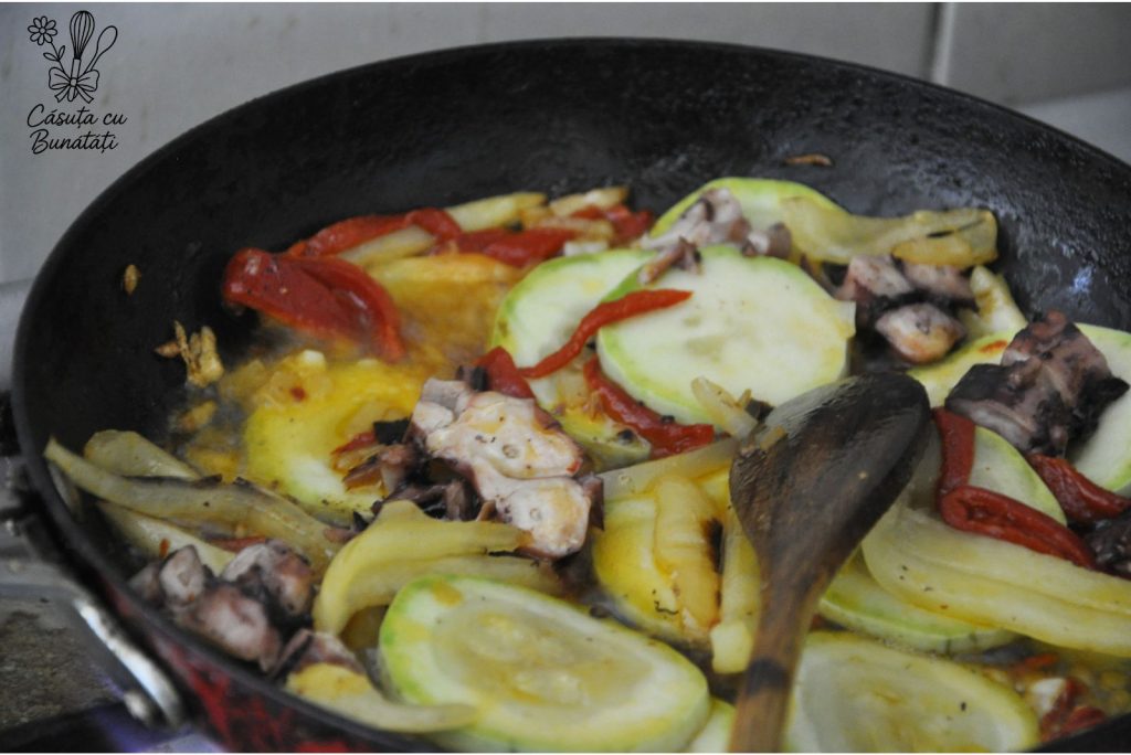 Calamari provensali cu roșii deshidratate 5 Legume călite pentru rețeta de calamari provensali