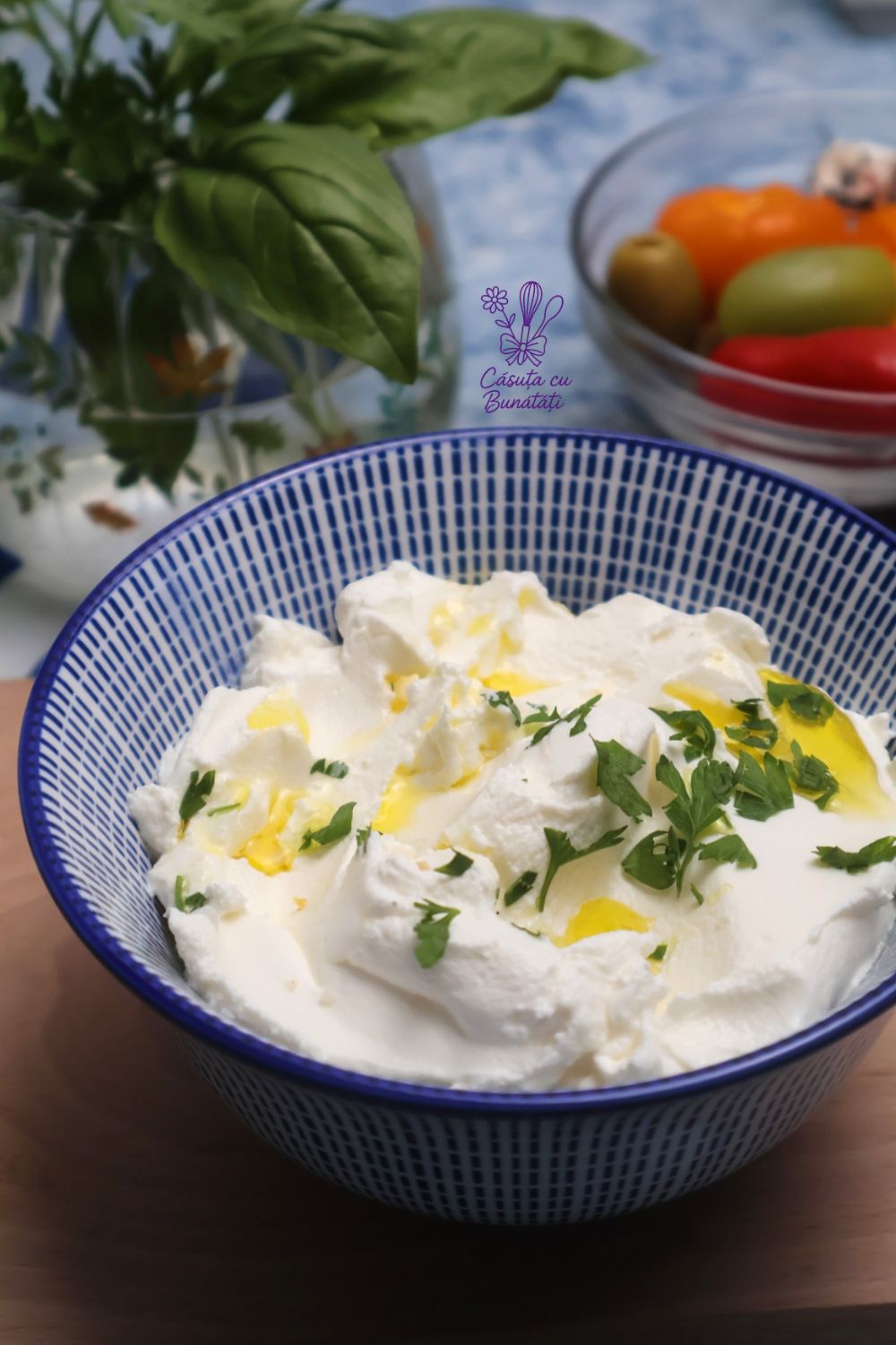 crema de branza facuta in casa din iaurt si sare