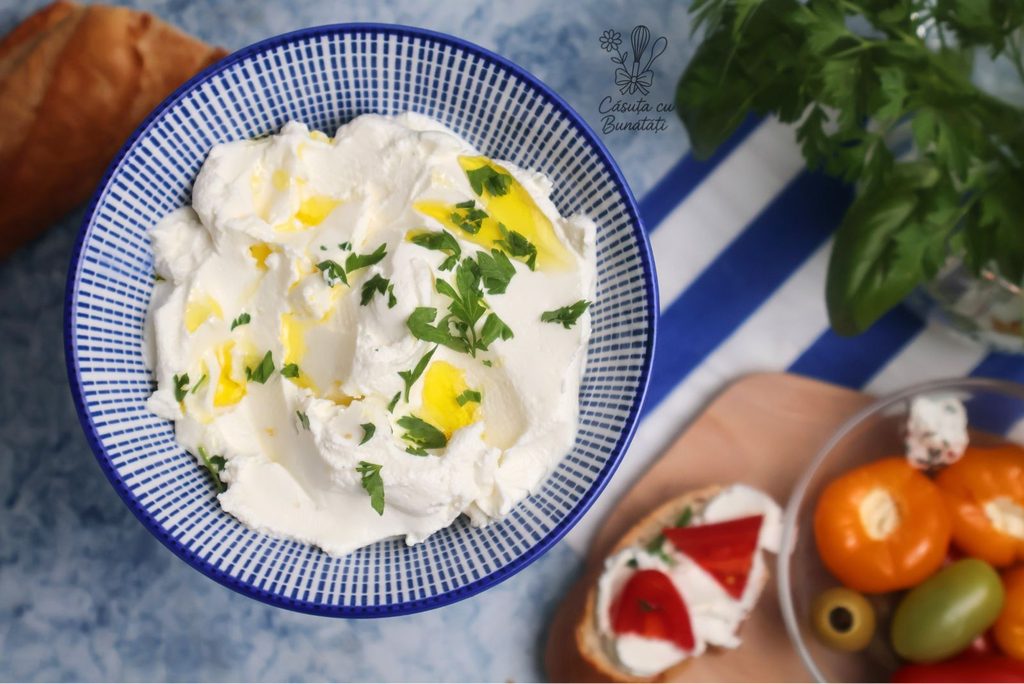 cremă de brânză din iaurt